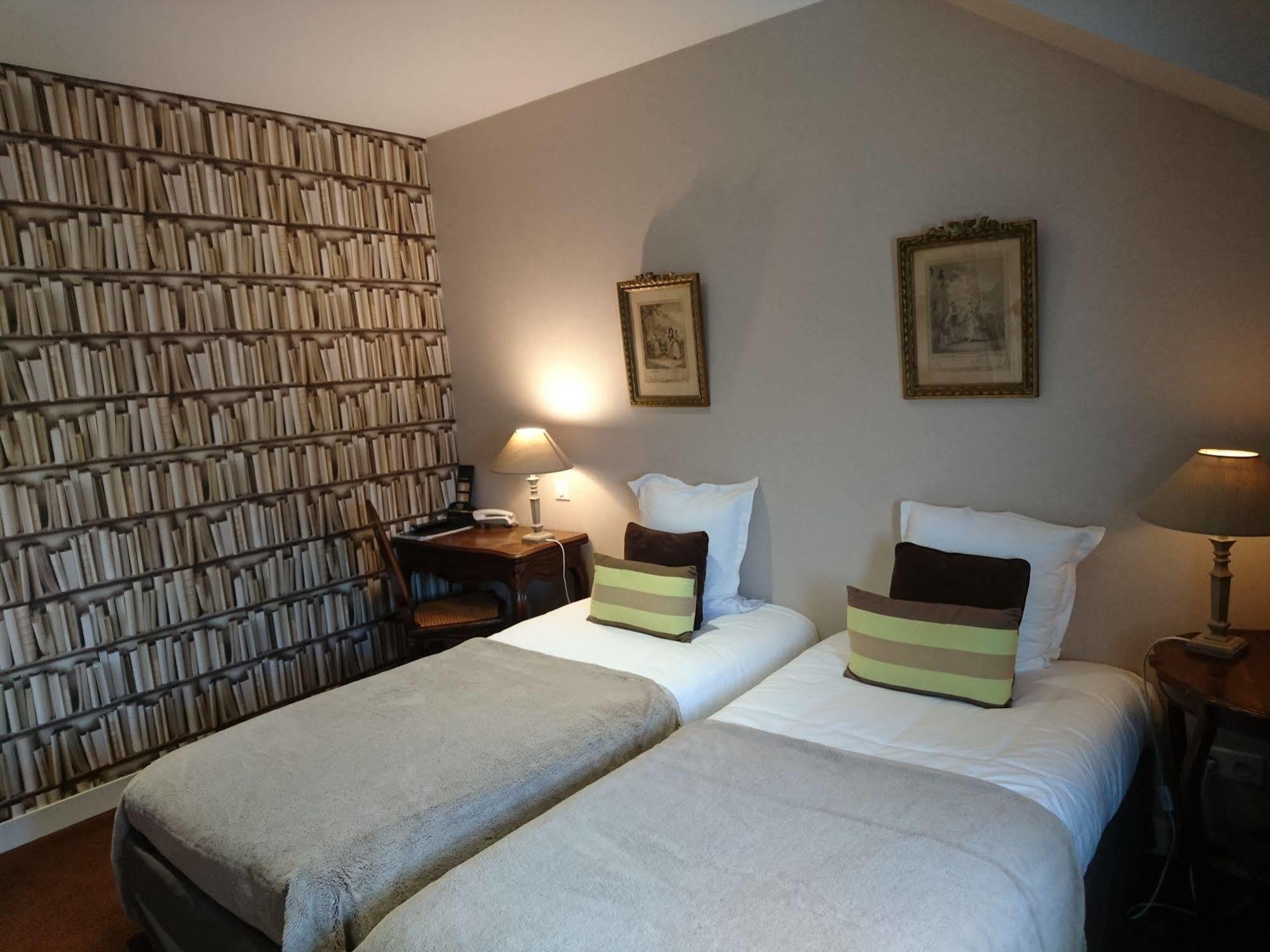Logis Hotel Villa Marjane Saint-Jean-le-Blanc Exterior foto